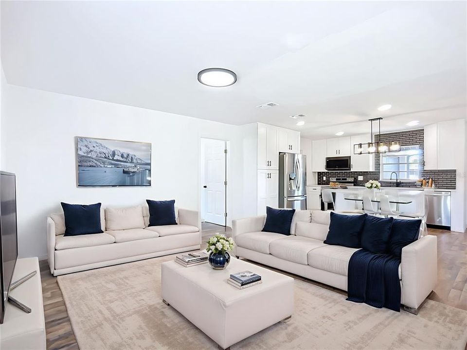 For Sale: $375,000 (3 beds, 2 baths, 1269 Square Feet)