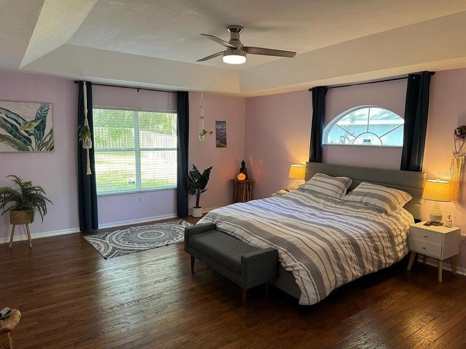 En Venta: $449,000 (4 camas, 3 baños, 2832 Pies cuadrados)