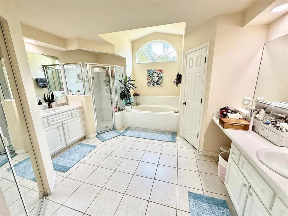 En Venta: $449,000 (4 camas, 3 baños, 2832 Pies cuadrados)