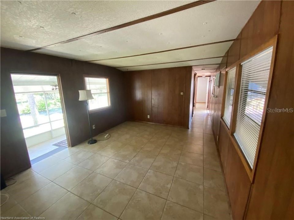 В аренду: $1,000 (2 спален, 1 ванн, 510 Квадратных фут)