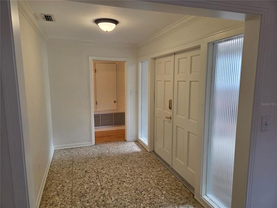 For Sale: $649,900 (4 beds, 2 baths, 2750 Square Feet)