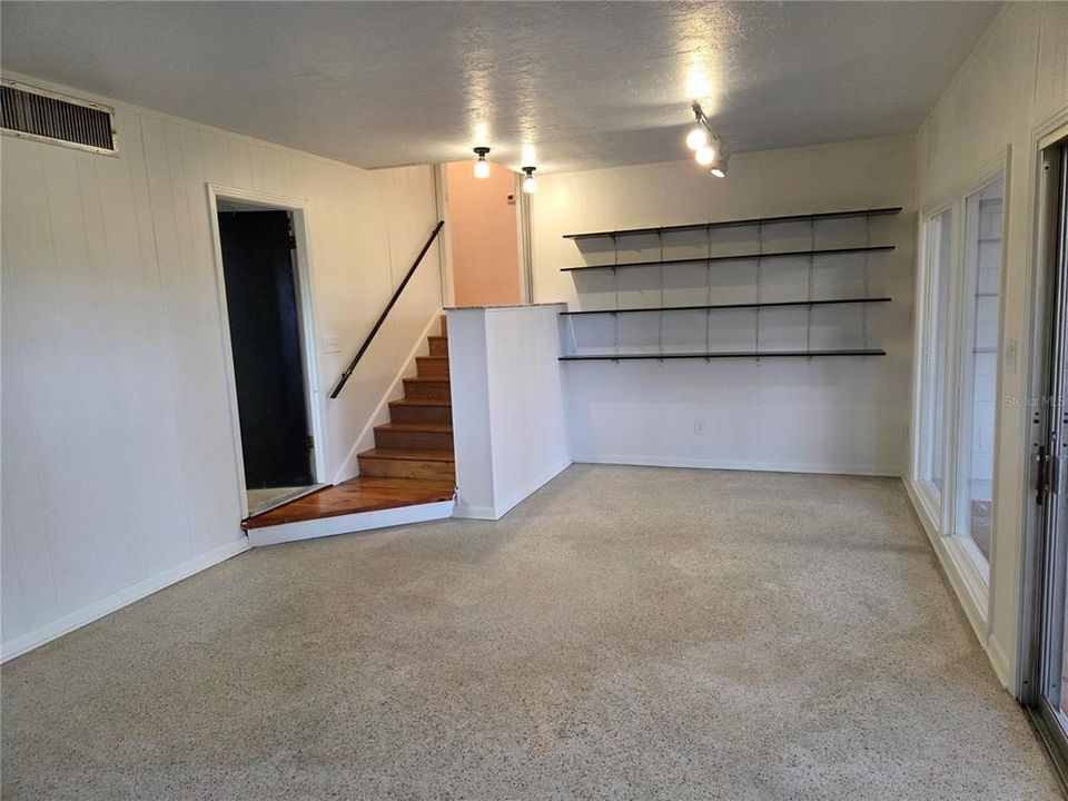 For Sale: $649,900 (4 beds, 2 baths, 2750 Square Feet)