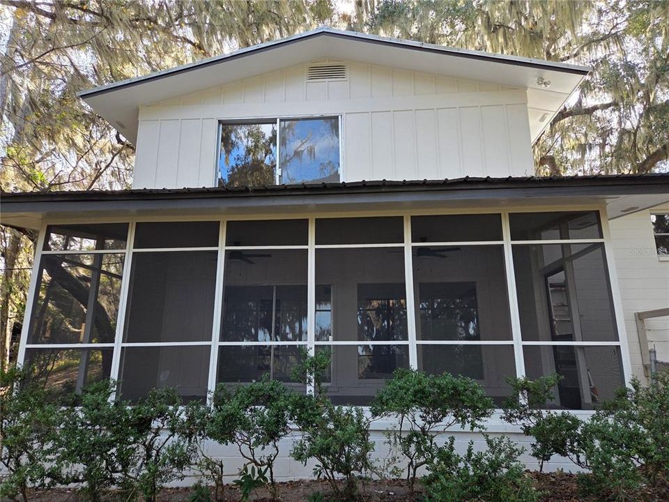 For Sale: $649,900 (4 beds, 2 baths, 2750 Square Feet)