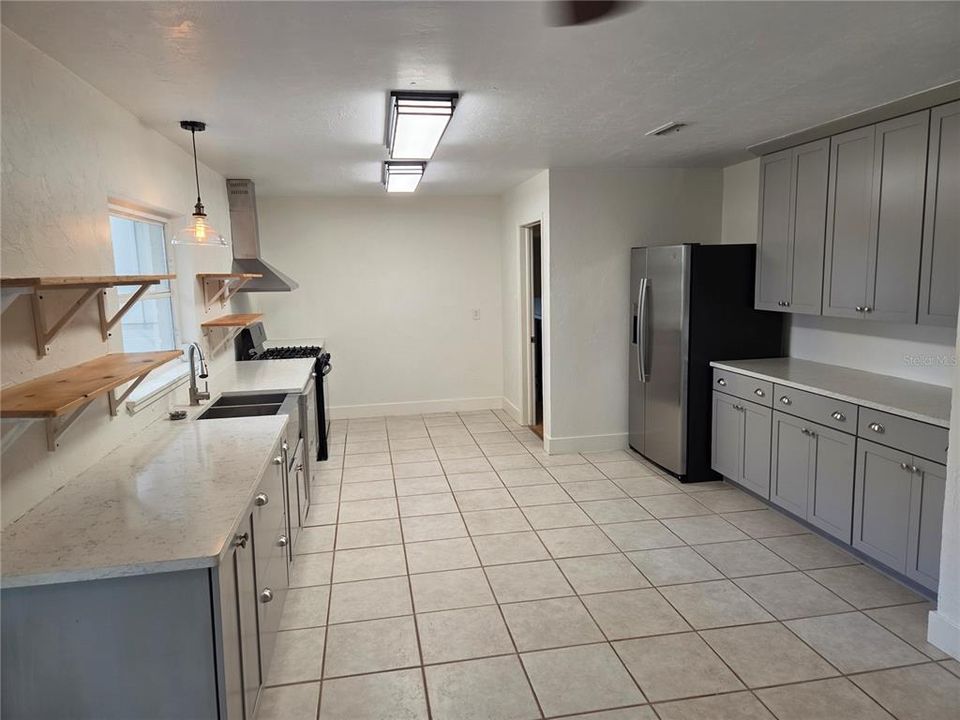 For Sale: $649,900 (4 beds, 2 baths, 2750 Square Feet)
