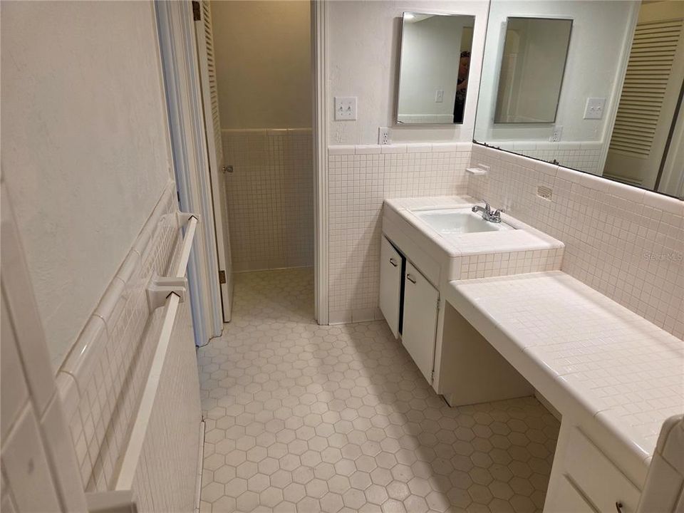 For Sale: $649,900 (4 beds, 2 baths, 2750 Square Feet)