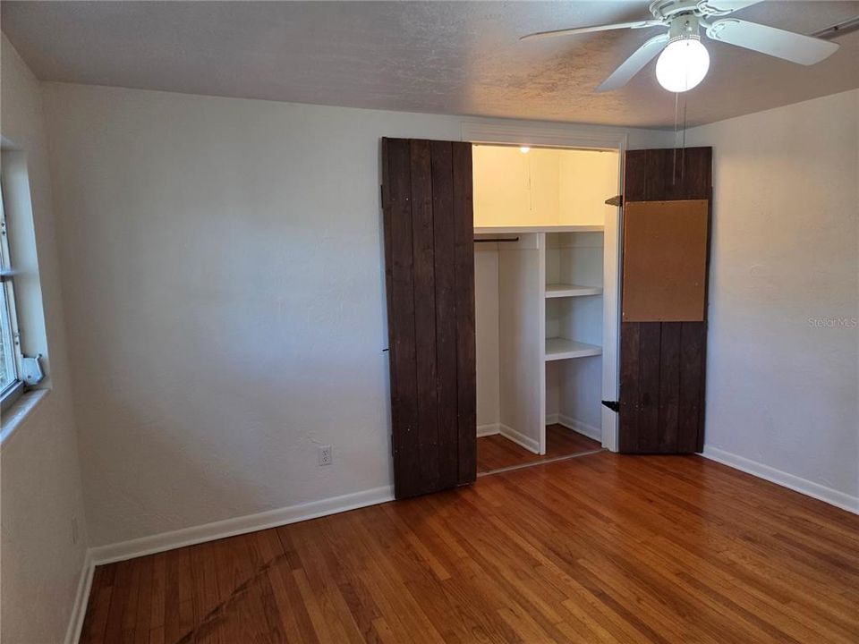 For Sale: $649,900 (4 beds, 2 baths, 2750 Square Feet)