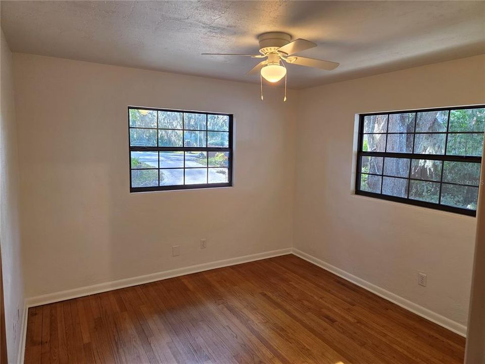 For Sale: $649,900 (4 beds, 2 baths, 2750 Square Feet)