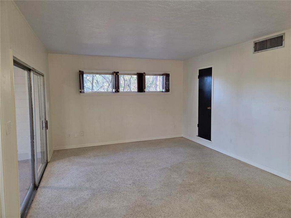 For Sale: $649,900 (4 beds, 2 baths, 2750 Square Feet)