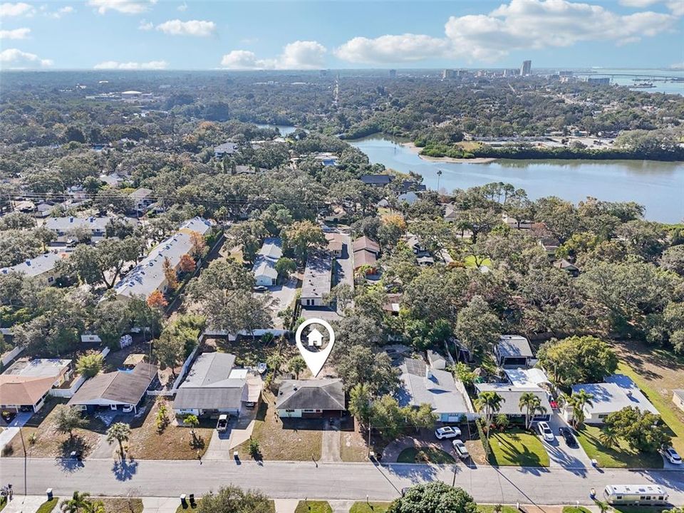 待售: $435,000 (3 贝兹, 1 浴室, 943 平方英尺)