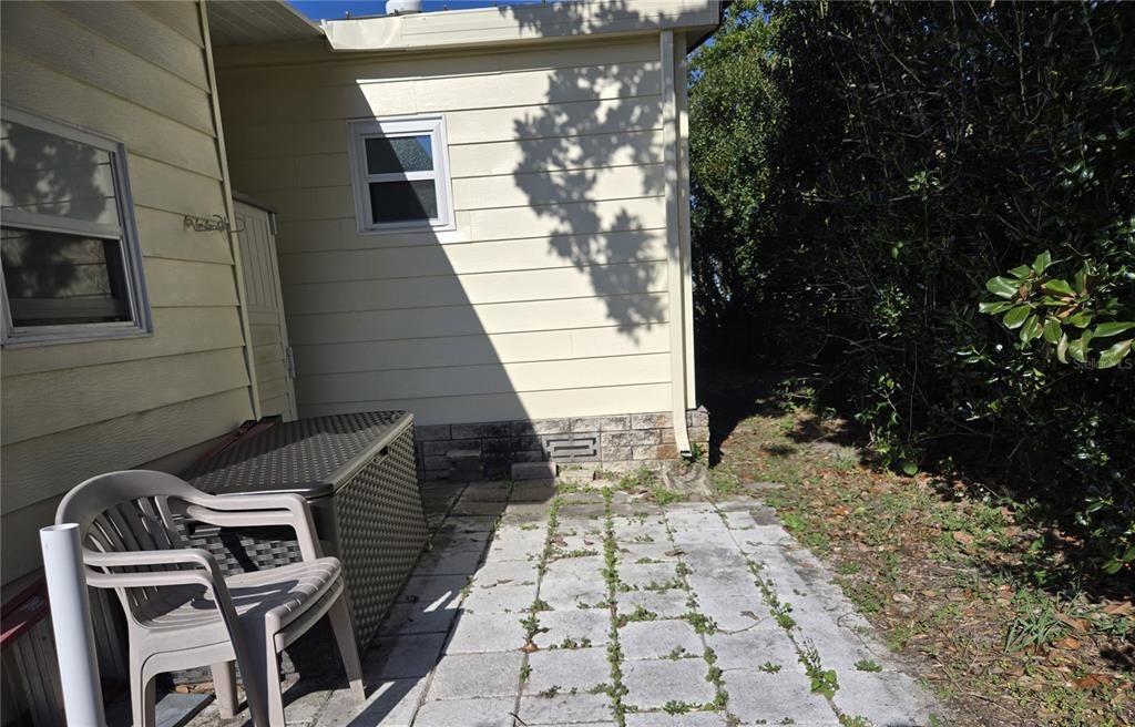 For Sale: $139,900 (2 beds, 2 baths, 1344 Square Feet)