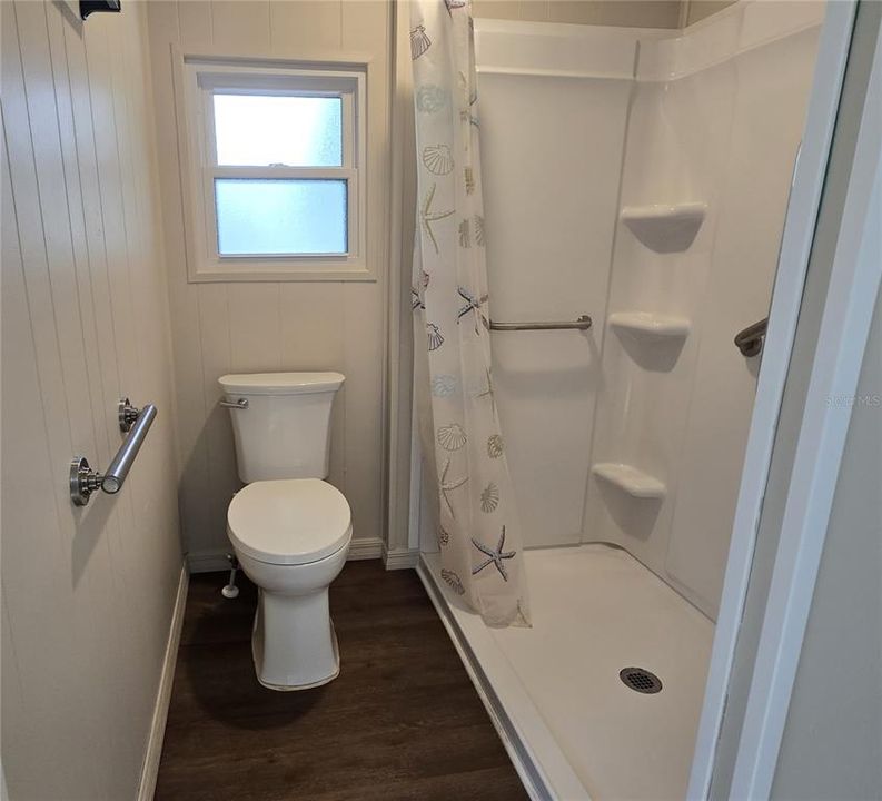 For Sale: $139,900 (2 beds, 2 baths, 1344 Square Feet)