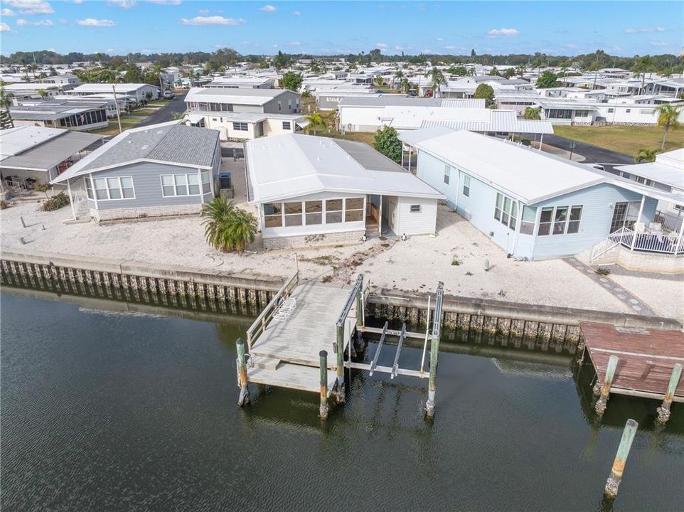 For Sale: $359,000 (2 beds, 2 baths, 1448 Square Feet)