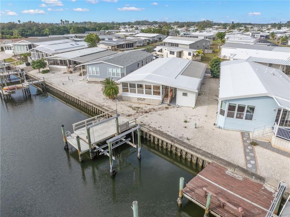 For Sale: $359,000 (2 beds, 2 baths, 1448 Square Feet)