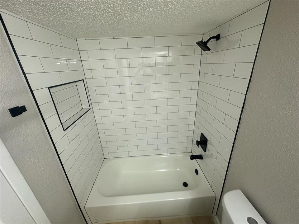 Activo con contrato: $1,495 (2 camas, 1 baños, 768 Pies cuadrados)
