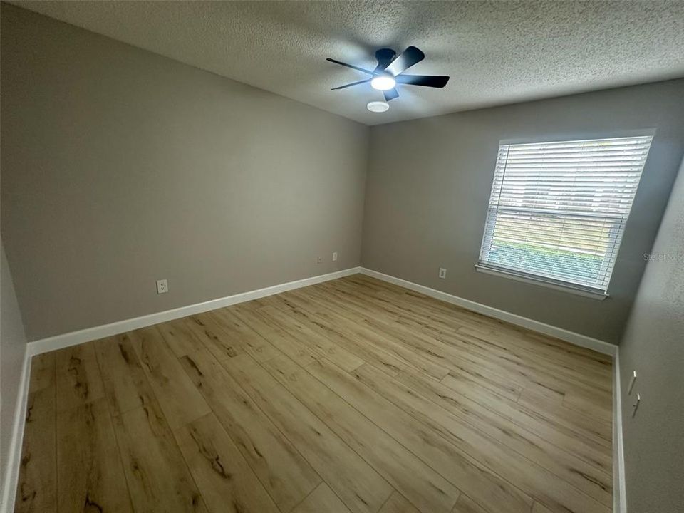 Activo con contrato: $1,495 (2 camas, 1 baños, 768 Pies cuadrados)