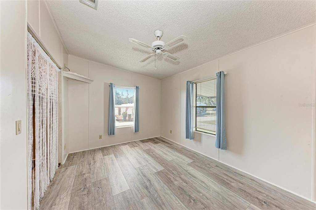 На продажу: $245,000 (2 спален, 2 ванн, 1782 Квадратных фут)