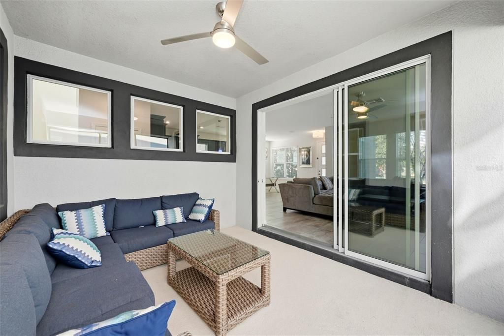 En Venta: $619,000 (3 camas, 2 baños, 2372 Pies cuadrados)