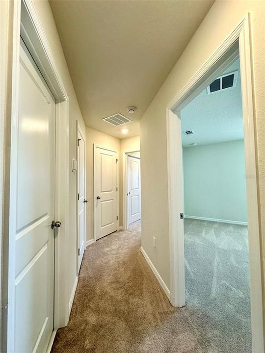 В аренду: $1,950 (3 спален, 2 ванн, 1699 Квадратных фут)