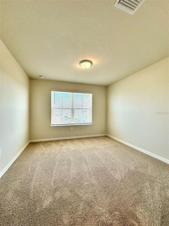 В аренду: $1,950 (3 спален, 2 ванн, 1699 Квадратных фут)