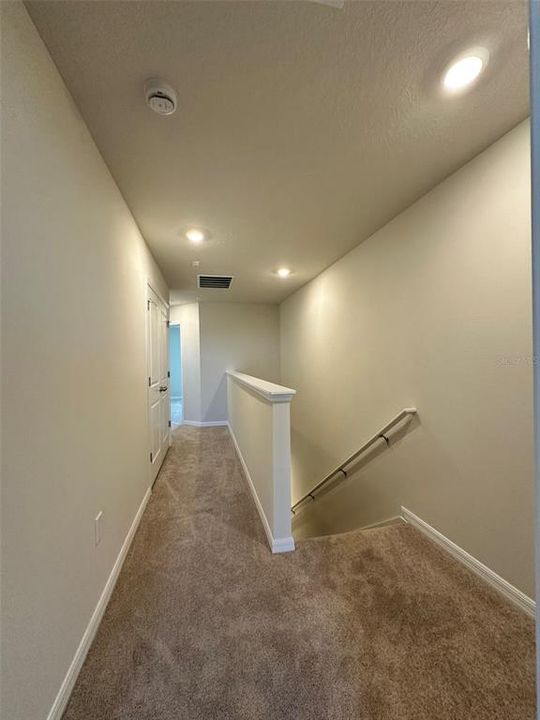 В аренду: $1,950 (3 спален, 2 ванн, 1699 Квадратных фут)