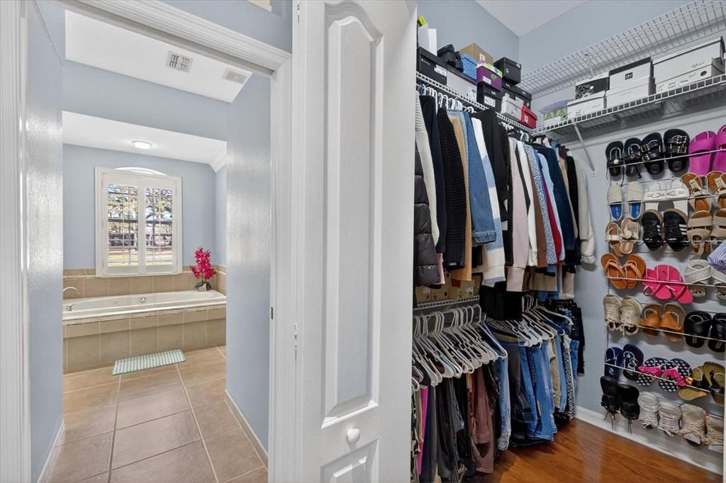 For Sale: $640,000 (3 beds, 2 baths, 2596 Square Feet)