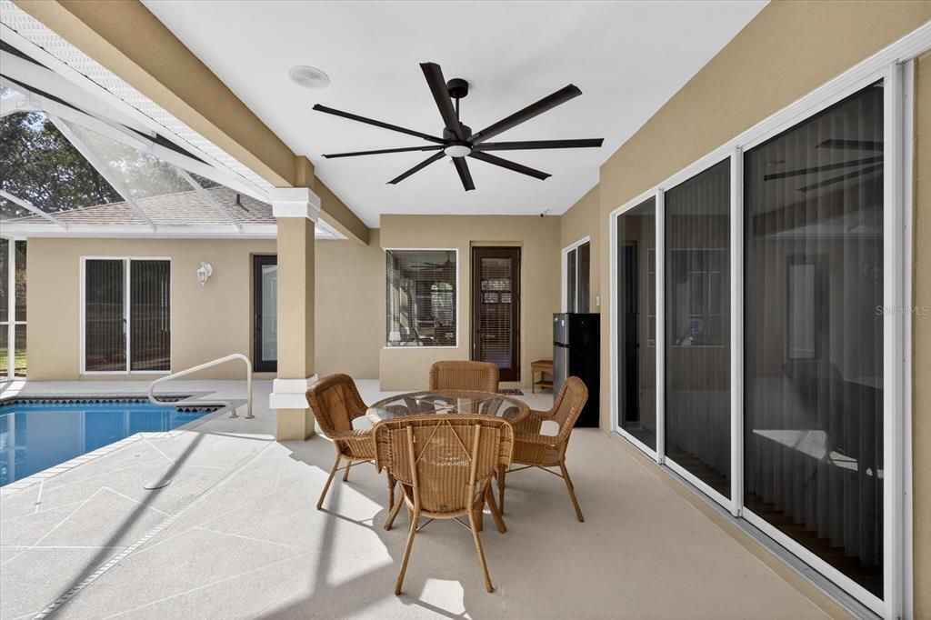 For Sale: $640,000 (3 beds, 2 baths, 2596 Square Feet)