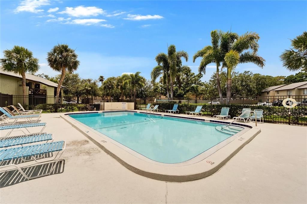 待售: $83,500 (0 贝兹, 1 浴室, 410 平方英尺)