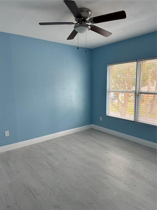 For Sale: $899,000 (9 beds, 0 baths, 3999 Square Feet)