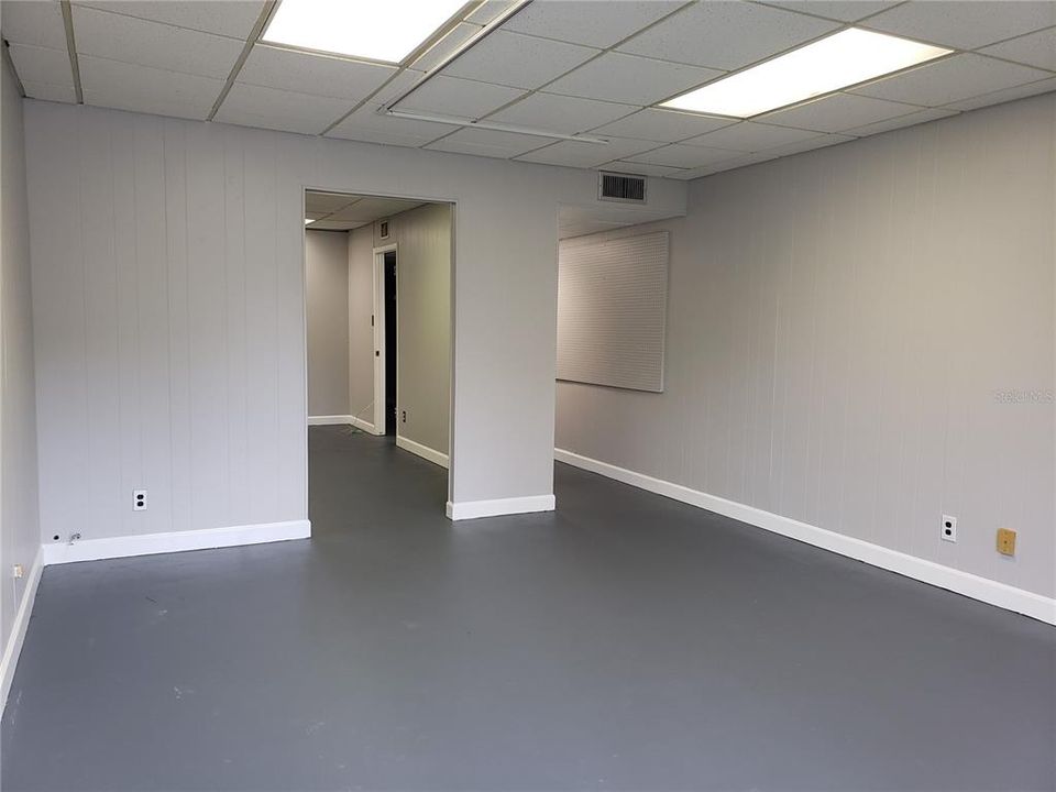 На продажу: $13,104 (0 спален, 0 ванн, 1700 Квадратных фут)