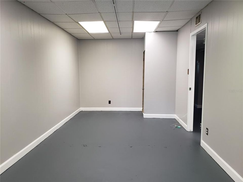 На продажу: $13,104 (0 спален, 0 ванн, 1700 Квадратных фут)