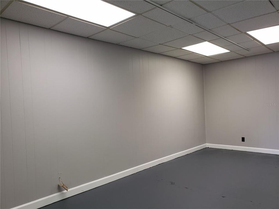 На продажу: $13,104 (0 спален, 0 ванн, 1700 Квадратных фут)