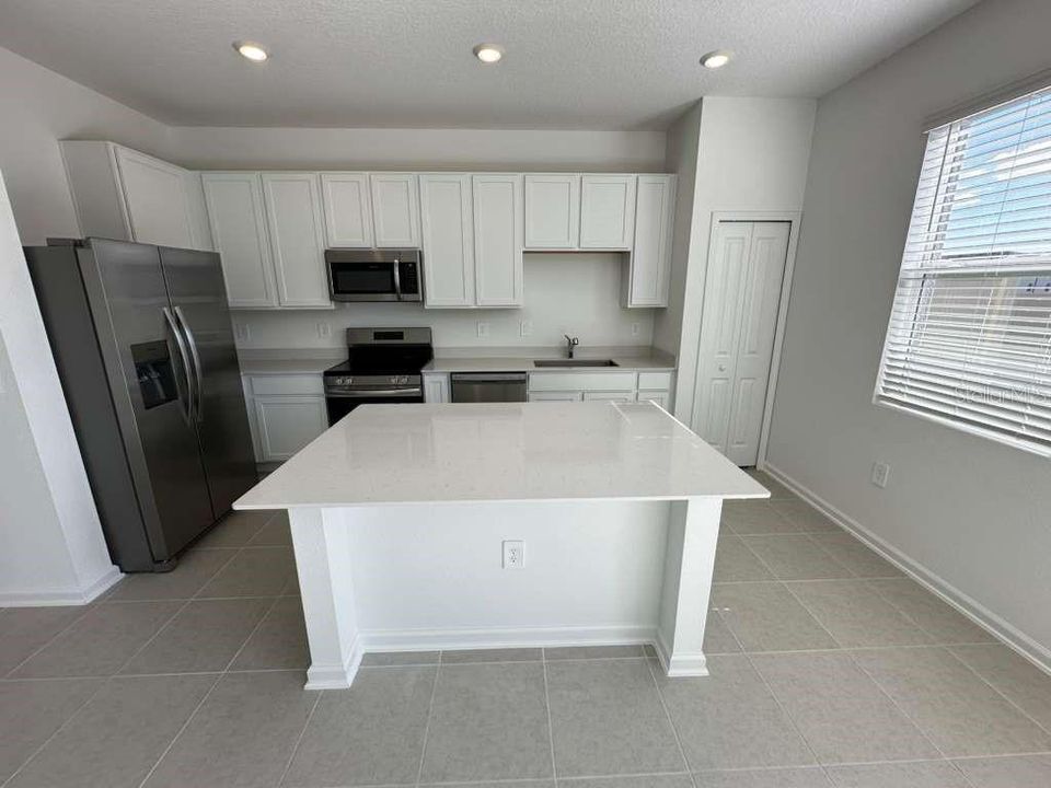 En Renta: $1,850 (3 camas, 2 baños, 1689 Pies cuadrados)