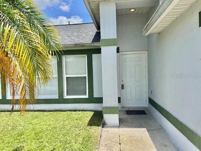 En Renta: $2,280 (4 camas, 2 baños, 1660 Pies cuadrados)