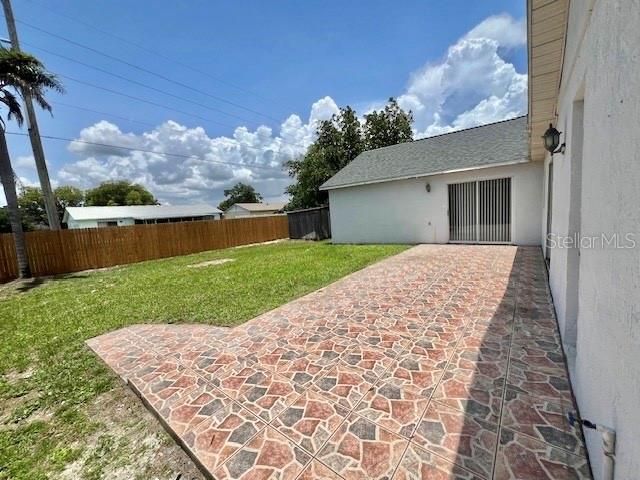 En Renta: $2,280 (4 camas, 2 baños, 1660 Pies cuadrados)