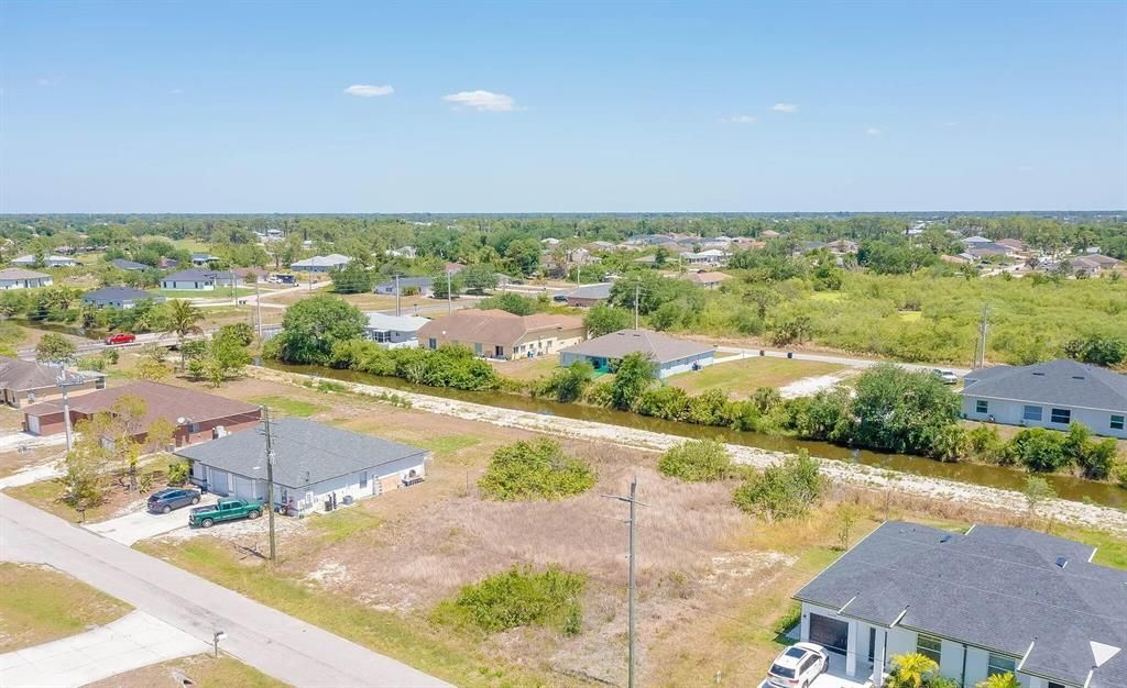 待售: $67,000 (0.28 acres)