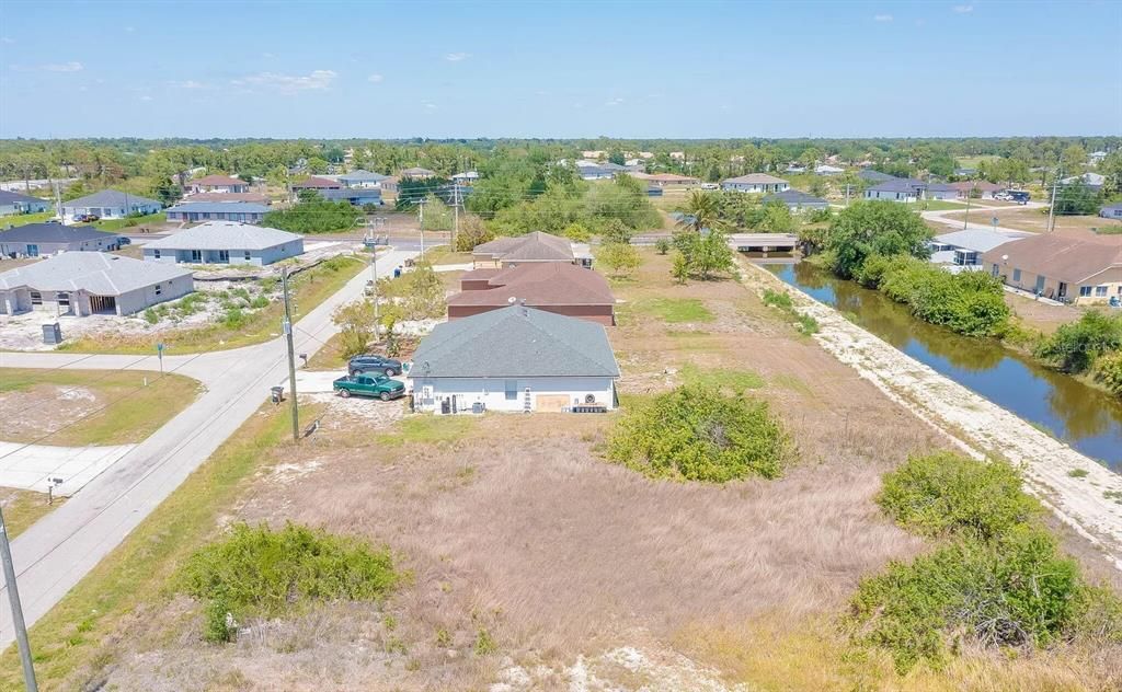 待售: $67,000 (0.28 acres)