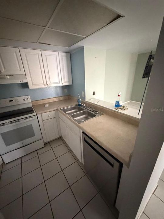 En Venta: $119,500 (1 camas, 1 baños, 705 Pies cuadrados)