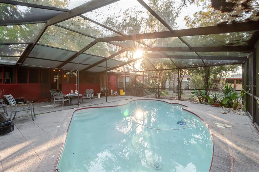 En Venta: $295,000 (3 camas, 2 baños, 1064 Pies cuadrados)