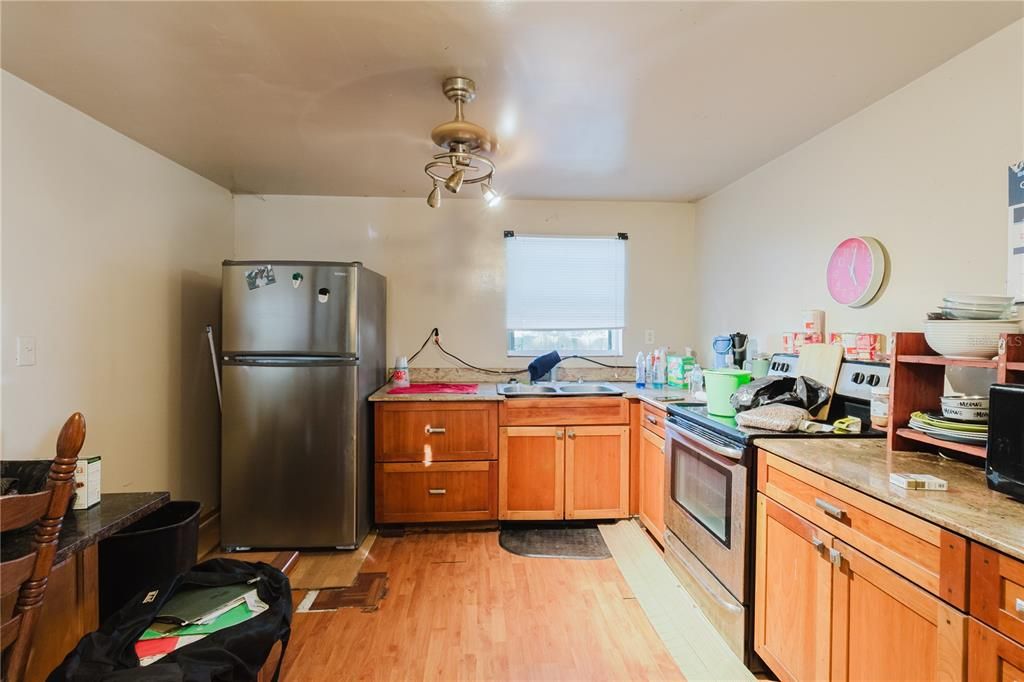 En Venta: $295,000 (3 camas, 2 baños, 1064 Pies cuadrados)