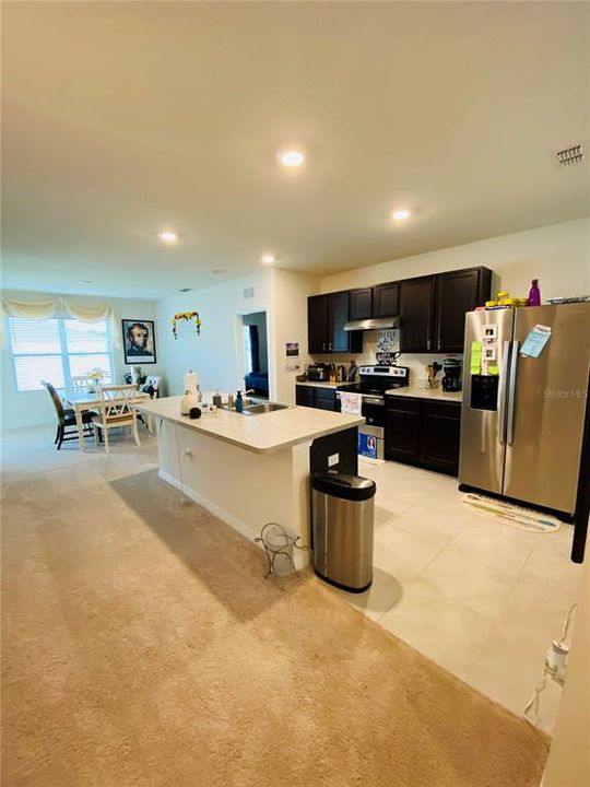 En Renta: $1,825 (3 camas, 2 baños, 1690 Pies cuadrados)