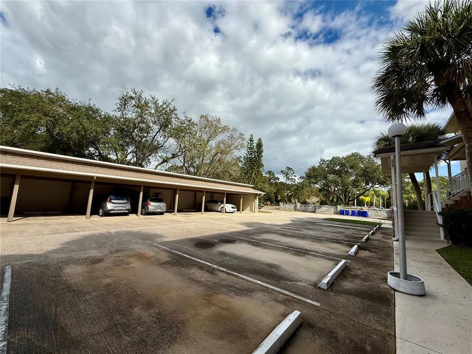 出租: $1,800 (2 贝兹, 2 浴室, 1415 平方英尺)