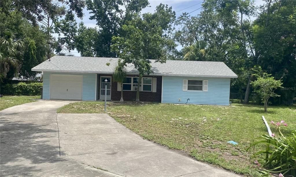 待售: $220,900 (2 贝兹, 1 浴室, 1141 平方英尺)