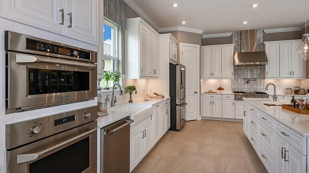 For Sale: $815,113 (3 beds, 3 baths, 3090 Square Feet)