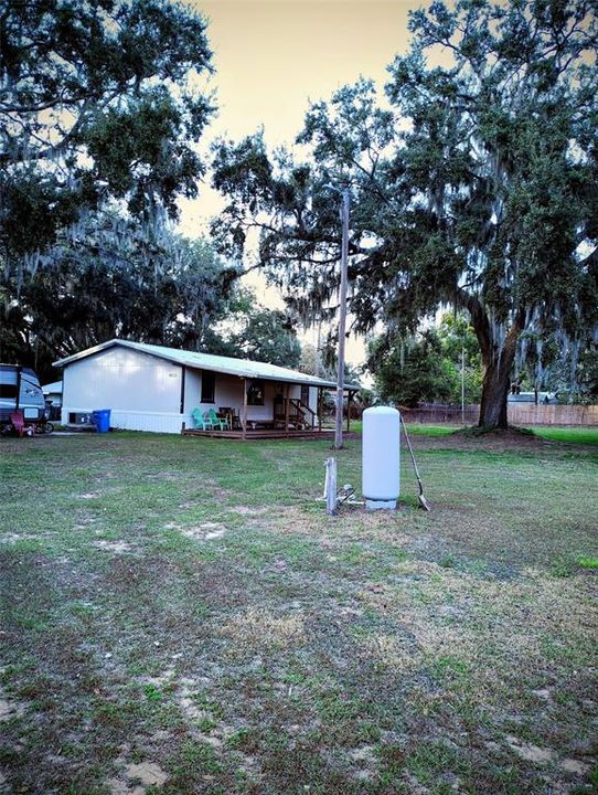 For Rent: $1,900 (2 beds, 2 baths, 1120 Square Feet)