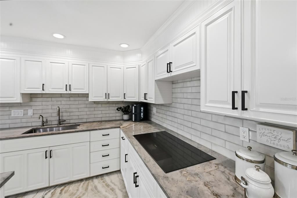 For Sale: $1,525,000 (4 beds, 3 baths, 3504 Square Feet)