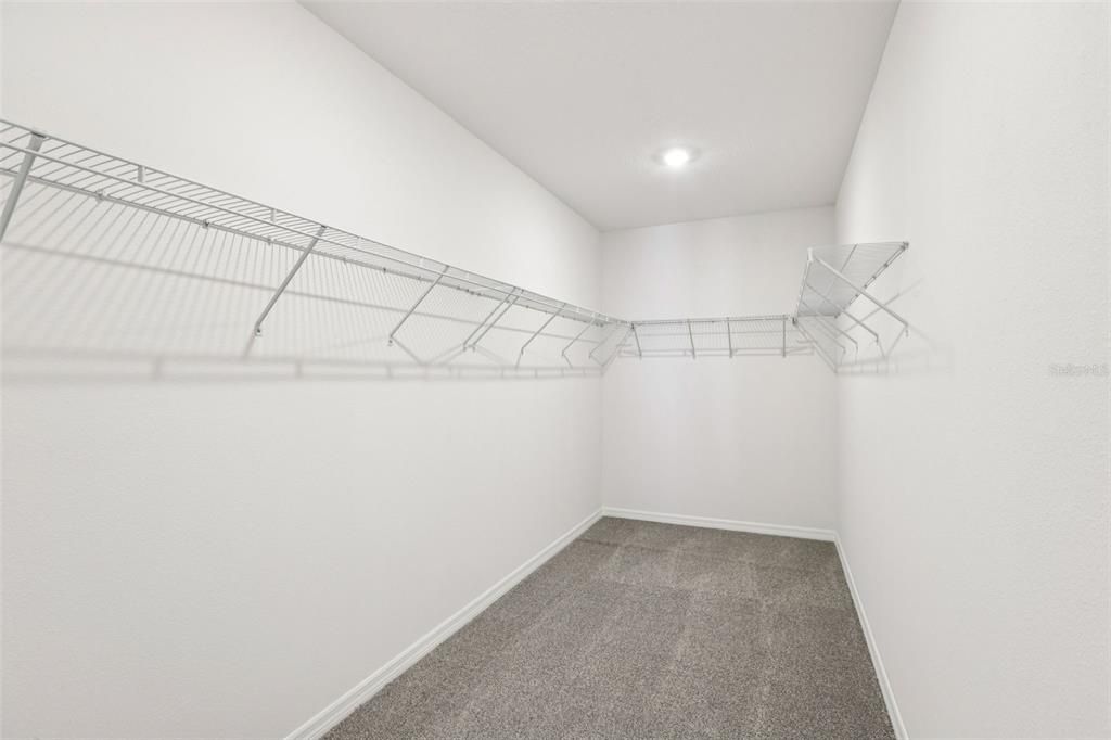 For Sale: $346,330 (4 beds, 2 baths, 2503 Square Feet)