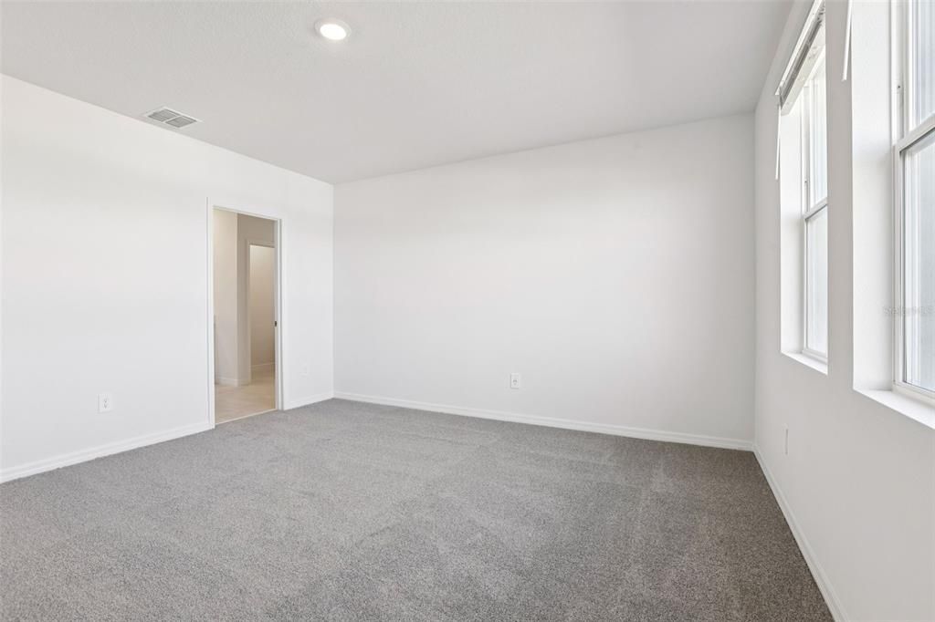For Sale: $346,330 (4 beds, 2 baths, 2503 Square Feet)