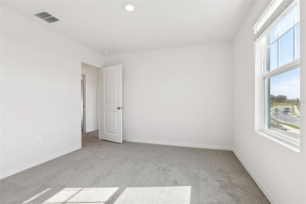 For Sale: $346,330 (4 beds, 2 baths, 2503 Square Feet)