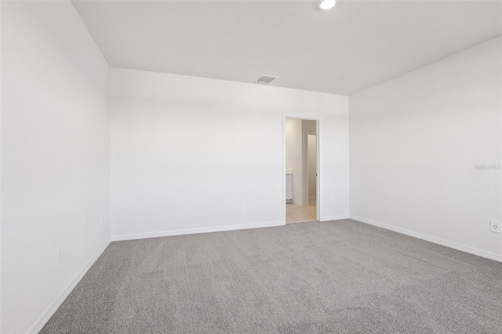 For Sale: $346,330 (4 beds, 2 baths, 2503 Square Feet)