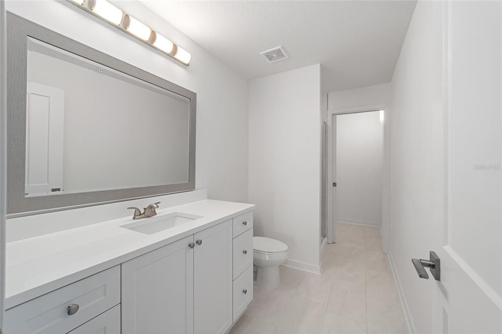 For Rent: $1,975 (3 beds, 2 baths, 1350 Square Feet)